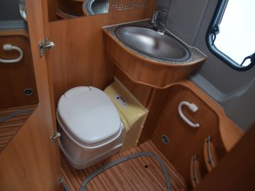 Pössl KW 009 Camperbus